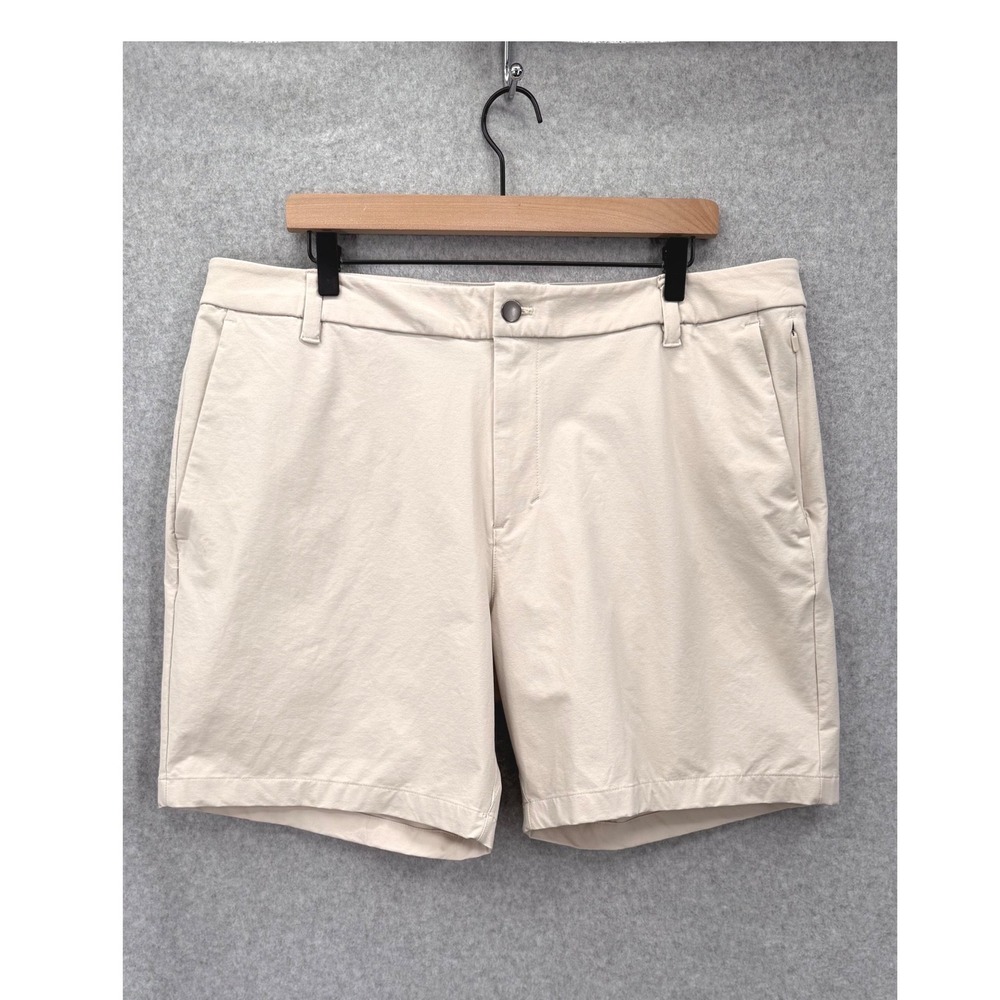 Lululemon Commission Short Classic 7" Mens 38 Tan Chino ABC Technology LM7AO1S